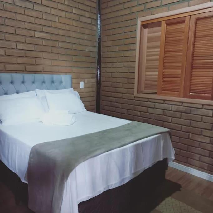 Chale Araucaria- Vale Das Pedras Mg Sapucaí-Mirim Exterior foto